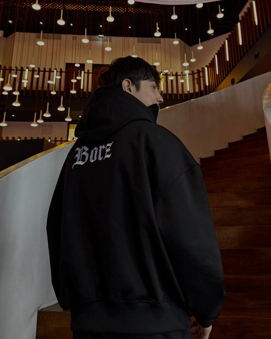 BORZ Run - Zipper - UNISEX - Black