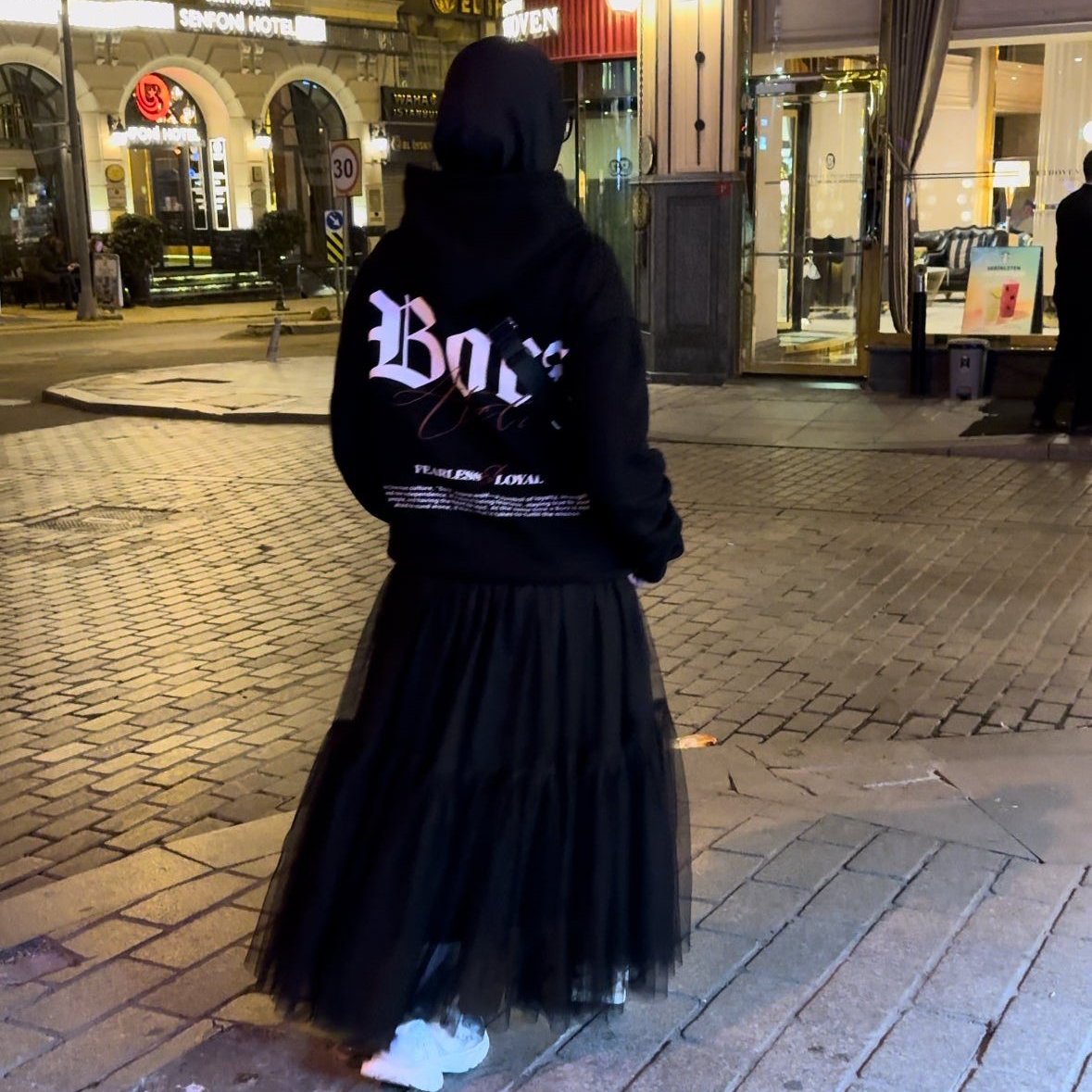 Z: Borz Atelier Masterpiece - Hoodie - UNISEX - black