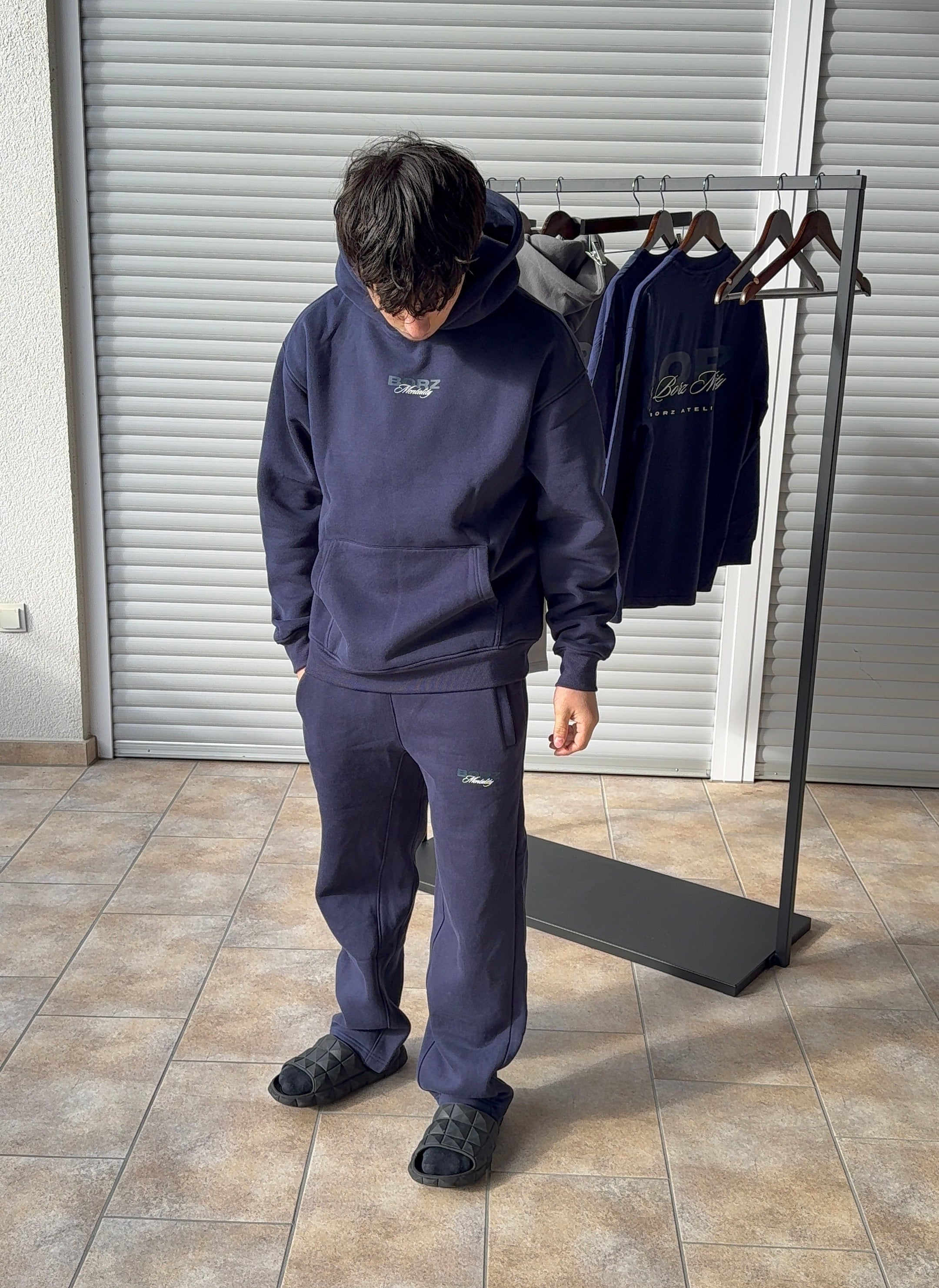 THE BORZ MENTALITY - pants navy blue