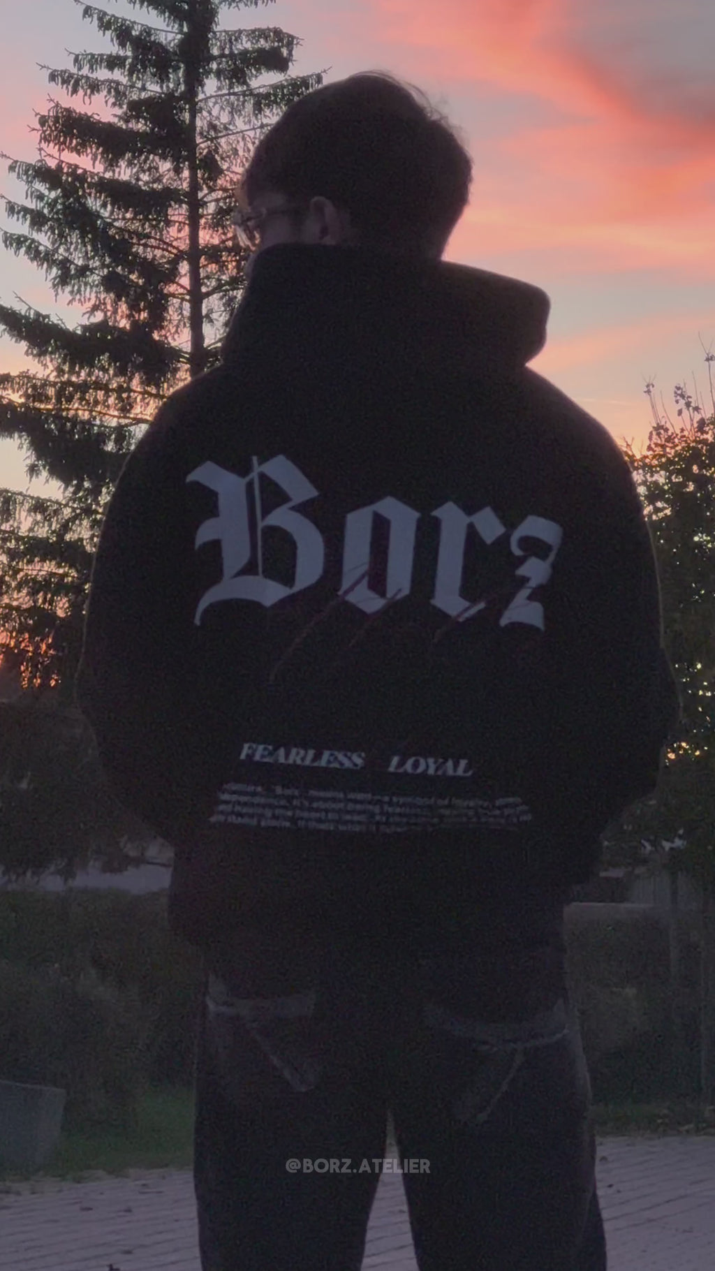 Borz Atelier Masterpiece - Kapuzenpullover - UNISEX - schwarz 