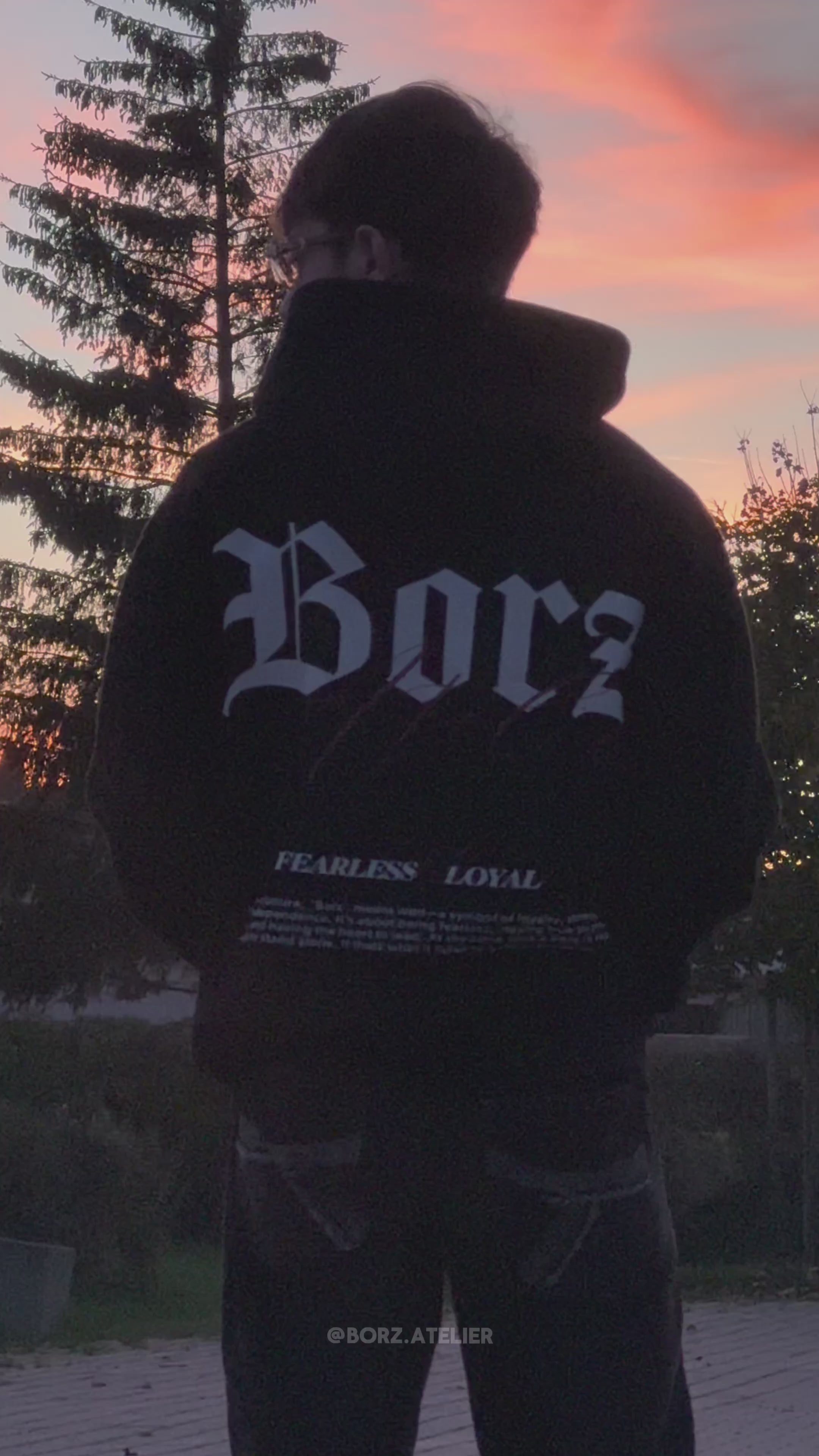 Z: Borz Atelier Masterpiece - Hoodie - UNISEX - black